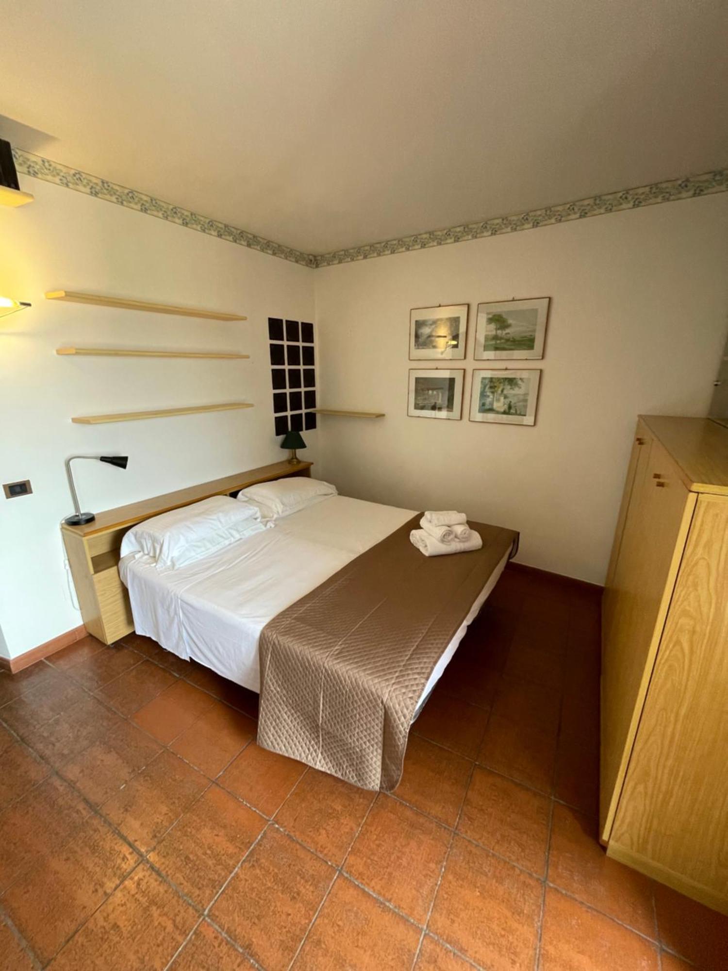 Happy House - Porta San Giacomo Apartment Assisi Ngoại thất bức ảnh